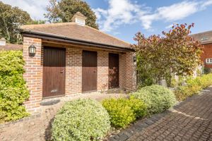 Photo 19- click for photo gallery